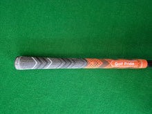 Load image into Gallery viewer, Callaway Mavrik Driver 9° Adjustable loft Extra Stiff with Cover and New Grip
