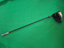 Load image into Gallery viewer, Callaway Mavrik Driver 9° Adjustable loft Extra Stiff with Cover and New Grip
