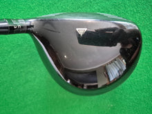 Load image into Gallery viewer, Titleist 915 D2 Driver 9.5° Adjustable loft Stiff with Cover
