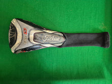 Load image into Gallery viewer, Titleist 915 D2 Driver 9.5° Adjustable loft Stiff with Cover
