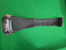 Load image into Gallery viewer, Titleist 915 D2 Driver 9.5° Adjustable loft Stiff with Cover
