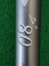 Load image into Gallery viewer, Titleist 915F Fairway 5 Wood 18° Adjustable Loft Stiff with Cover
