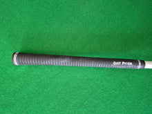 Load image into Gallery viewer, TaylorMade Burner Driver 9.5° Stiff with New Grip
