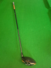 Load image into Gallery viewer, Callaway Mavrik Sub Zero Driver 9° Adjustable loft Stiff with Cover and New Grip
