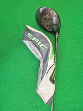 Load image into Gallery viewer, Callaway Mavrik Sub Zero Driver 9° Adjustable loft Stiff with Cover and New Grip
