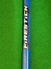 Load image into Gallery viewer, Wilson Reflex High Launch Driver 10.5° Uniflex with New Grip
