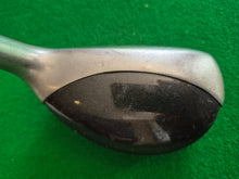 Load image into Gallery viewer, TaylorMade Rescue Dual 4 Hybrid 22° Stiff with Cover
