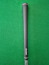 Load image into Gallery viewer, Cleveland Launcher Halo 1i Hybrid 16° Regular with Cover
