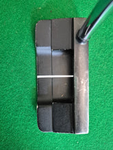 Load image into Gallery viewer, Odyssey Stroke Lab Double Wide Putter 34&quot; with Cover

