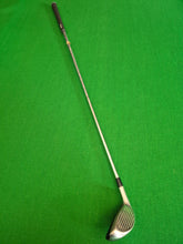 Load image into Gallery viewer, Cleveland Launcher Halo 3i Hybrid 22° Stiff with Cover
