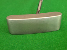 Load image into Gallery viewer, Ping Karsten lil&#39;b Putter 37&quot; Black Dot with Cover
