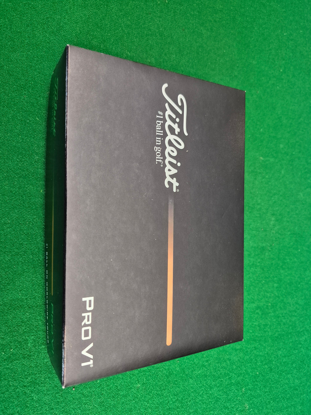 New Titleist Pro V1 2025 Golf Balls - 12 balls per Pack - Brand New