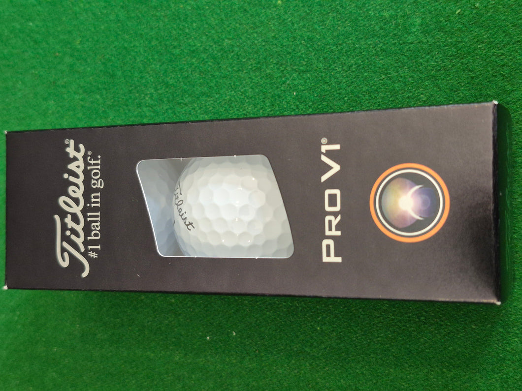 New Titleist Pro V1 2025 Golf Balls - 3 balls per Sleeve - Brand New