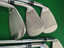 Load image into Gallery viewer, Wilson Staff D300 Irons 5 - SW Uniflex
