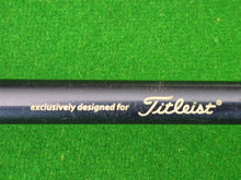 Load image into Gallery viewer, Titleist 913D2 Driver 10.5° Adjustable loft Regular with Cover
