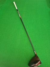 Load image into Gallery viewer, TaylorMade R7 CGB Max Driver 10.5° Stiff with Cover
