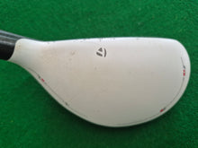 Load image into Gallery viewer, TaylorMade Rescue 3 Hybrid 18° Adjustable Loft Regular

