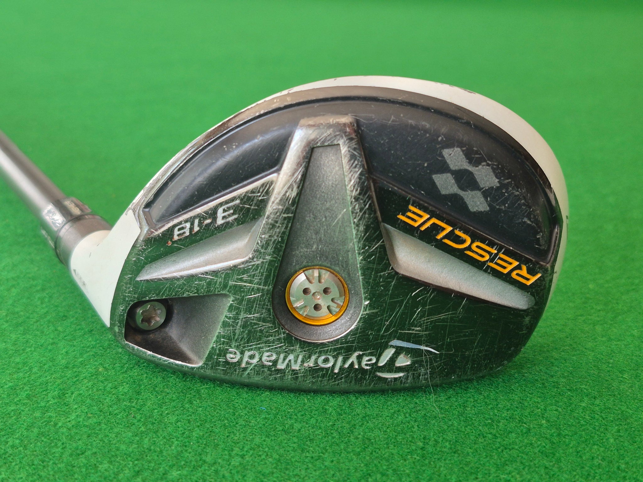 TaylorMade Rescue 3 Hybrid 18° Adjustable Loft Regular – Golfers