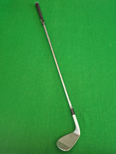 Load image into Gallery viewer, Cleveland RTX4 Gap Wedge 52° Stiff
