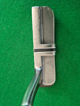 Load image into Gallery viewer, Odyssey White Ice 3 Putter 35&quot; with Cover
