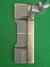 Load image into Gallery viewer, Tour Edge HP25 Performance Series 02 Putter 35&quot;
