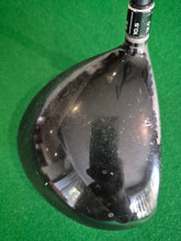 Load image into Gallery viewer, TaylorMade R1 Black Driver Regular 9.5° adjustable loft
