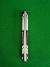 Load image into Gallery viewer, New Super Stroke Traxion Golf Putter Grip Tour 3.0 - Black - New
