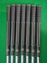 Load image into Gallery viewer, Wilson Staff D250 Irons 5 - SW Uniflex

