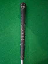 Load image into Gallery viewer, Wilson Staff D250 Irons 5 - SW Uniflex
