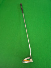 Load image into Gallery viewer, Adams Idea a3 OS Ladies Putter 34&quot; with Cover
