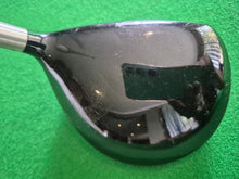 Load image into Gallery viewer, Cleveland 588 Fairway 3 Wood 15.5° Regular with Cover
