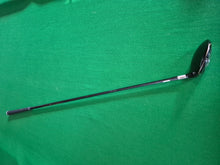 Load image into Gallery viewer, Cleveland 588 Fairway 3 Wood 15.5° Regular with Cover
