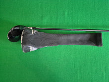 Load image into Gallery viewer, Cleveland 588 Fairway 3 Wood 15.5° Regular with Cover
