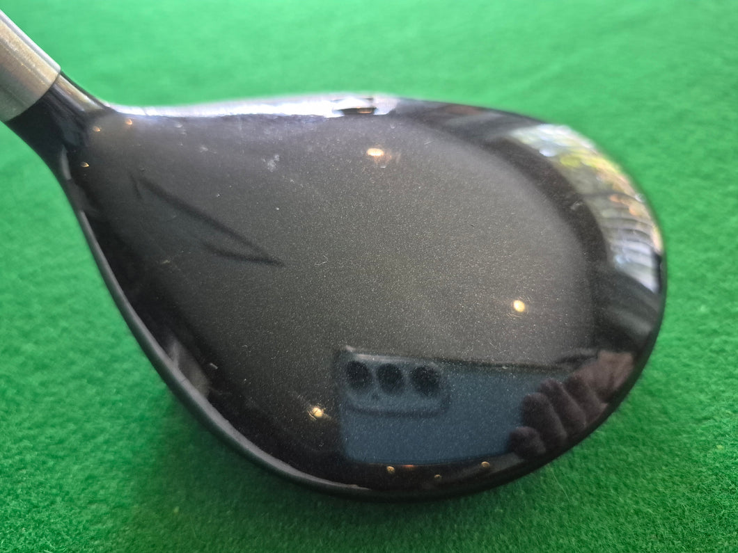 Titleist 909F2 Fairway 3 Wood 15.5° Stiff with Cover