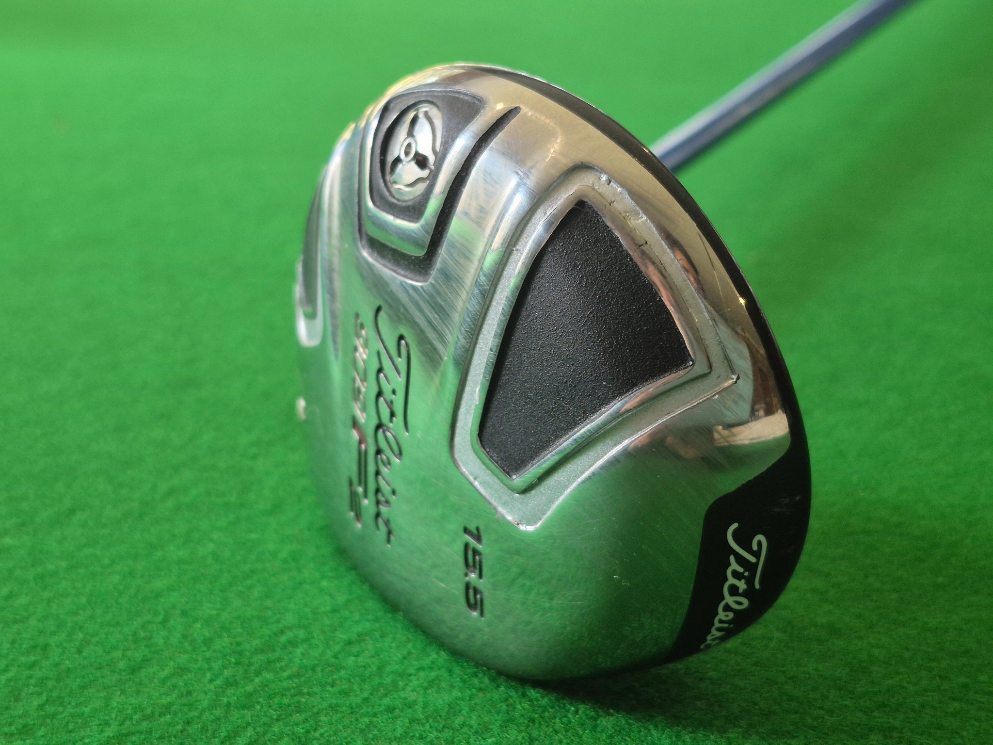 Titleist 909F2 Fairway 3 Wood 15.5° Stiff with Cover – Golfers Market