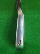 Load image into Gallery viewer, Callaway Razr X Muscle Back 3 Iron Stiff
