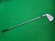 Load image into Gallery viewer, Callaway Razr X Muscle Back 3 Iron Stiff
