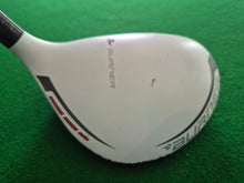 Load image into Gallery viewer, TaylorMade Burner Superfast 3 Rescue Hybrid 18° Regular with Cover
