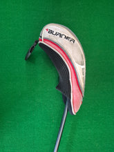 Load image into Gallery viewer, TaylorMade Burner Superfast 3 Rescue Hybrid 18° Regular with Cover
