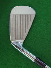 Load image into Gallery viewer, Mizuno MP-52 6 Iron Regular
