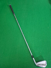 Load image into Gallery viewer, Mizuno MP-52 6 Iron Regular
