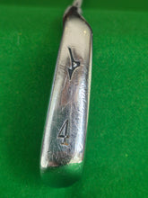 Load image into Gallery viewer, Mizuno MP-52 4 Iron Regular
