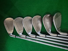 Load image into Gallery viewer, Callaway Great Big Bertha Irons 5 - PW Regular
