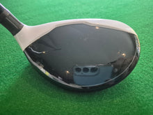 Load image into Gallery viewer, TaylorMade M2 Rescue 4 Hybrid 22° Stiff with Cover
