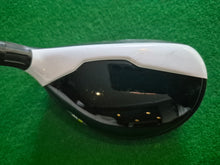 Load image into Gallery viewer, TaylorMade M2 Rescue 4 Hybrid 22° Stiff with Cover
