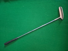 Load image into Gallery viewer, Cleveland Form Forged II Putter 34&quot;
