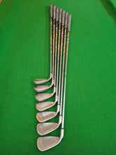 Load image into Gallery viewer, Callaway X20 Irons 4 - PW Uniflex
