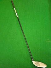Load image into Gallery viewer, TaylorMade RBZ Stage 2 Fairway 5 Wood 19° Ladies with Cover

