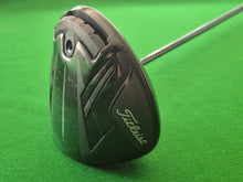 Load image into Gallery viewer, Titleist TSi3 Driver 9° adjustable loft Stiff with Cover
