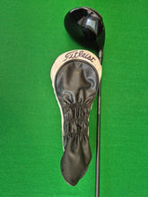 Load image into Gallery viewer, Titleist TSi3 Driver 9° adjustable loft Stiff with Cover
